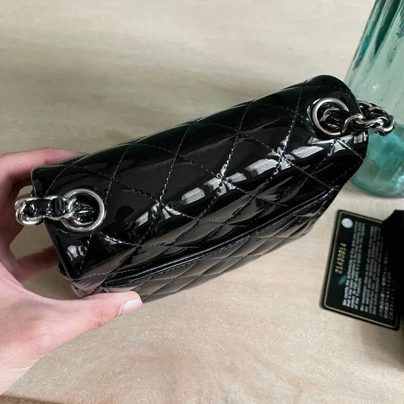 ❌SOLD❌EUC Chanel Classic Flap Mini Square Patent Black Silver HW Crossbody - Picture 8 of 16